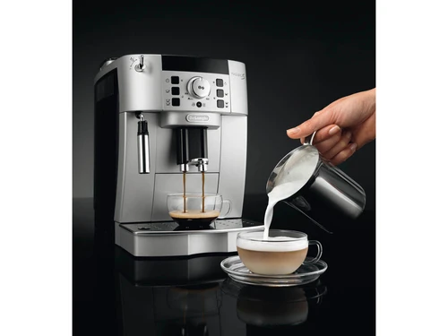 DeLonghi aparat za espresso Magnifica S ECAM 22.110.SB 1450W