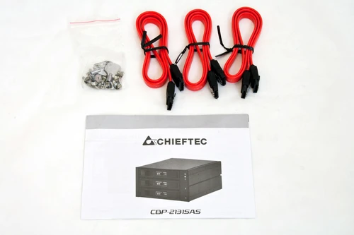Chieftec CBP-2131 fioka za hard disk 3x2.5" ili 3x3.5" SAS crna