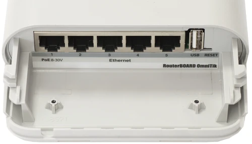 MikroTik RBOmniTikU-5HnD RouterOS 4L OmniTik 5 sa kućištem access point